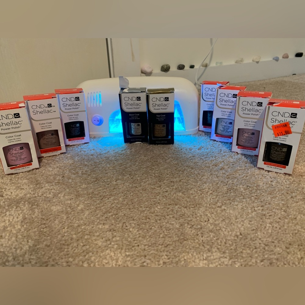 CND SHELLAC and UV lamp